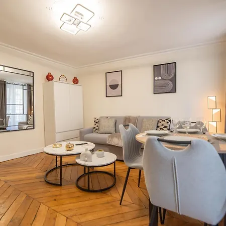 Appartamento Cia - Rue Du Colisée, Near Champs élysées